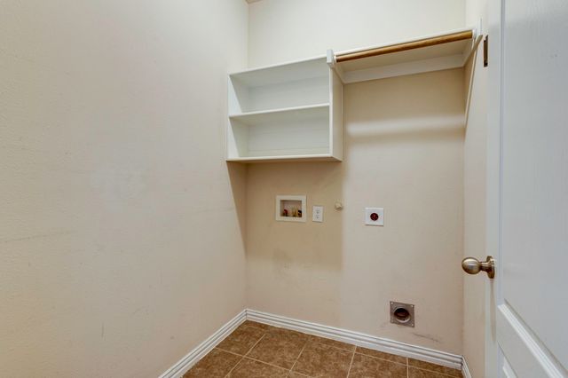205 Wolf Drive, Forney, TX 75126