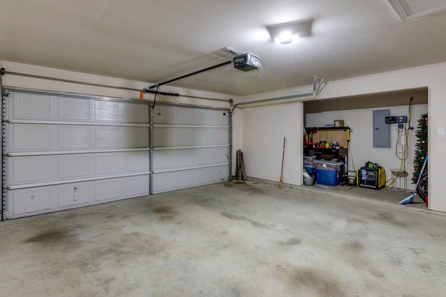 205 Wolf Drive, Forney, TX 75126
