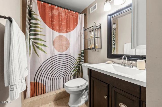 136 Tree Fern Court, Camarillo, CA 93010