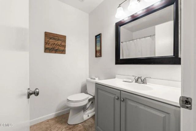 136 Tree Fern Court, Camarillo, CA 93010