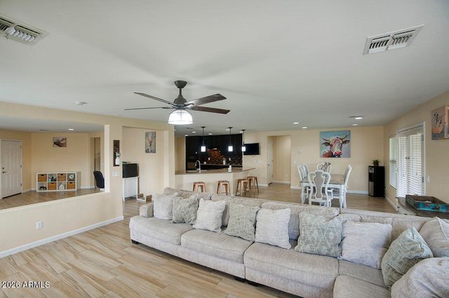 7509 W ST KATERI Drive, Laveen, AZ 85339