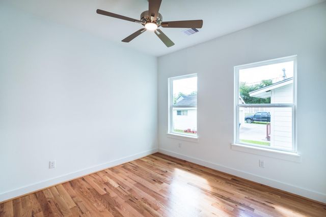 1753 Pasadena Street, Houston, TX 77023