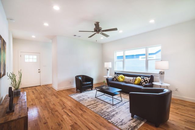 1753 Pasadena Street, Houston, TX 77023