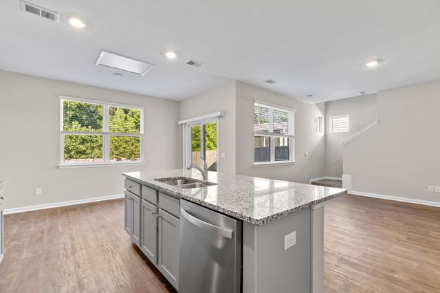 841 Kirby Court, Charleston, SC 29414