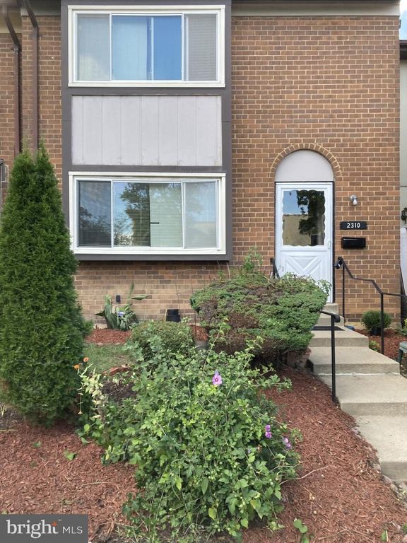 2310 SUN VALLEY CIR #1-D, Silver Spring, MD 20906