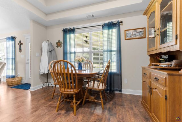 406 Stonebrook Circle, Byron, GA 31008