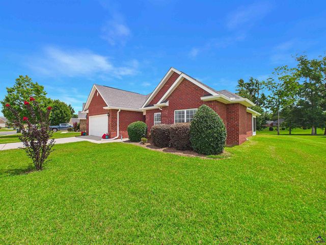 406 Stonebrook Circle, Byron, GA 31008