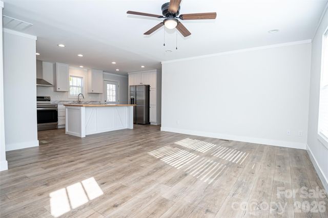 2026 Glory Land Way, Morganton, NC 28655