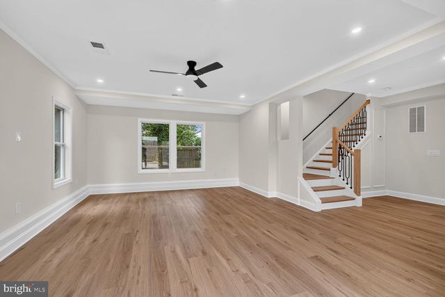 7304 DICKENSON ST, Springfield, VA 22150
