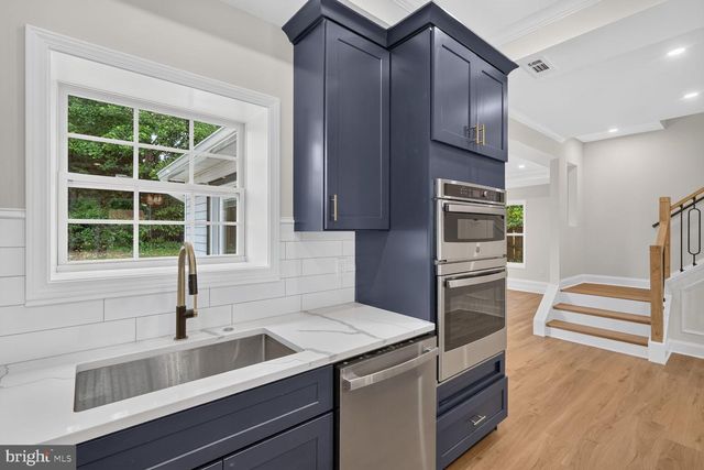 7304 DICKENSON ST, Springfield, VA 22150