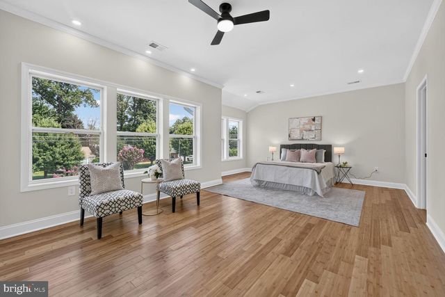 7304 DICKENSON ST, Springfield, VA 22150