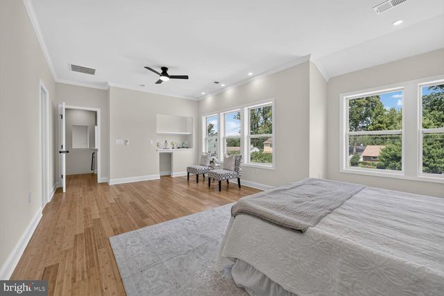 7304 DICKENSON ST, Springfield, VA 22150