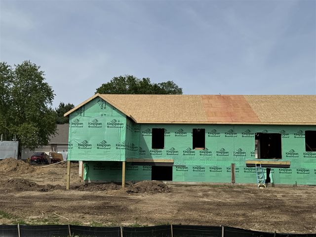 329 Round Hill Road, Kalamazoo, MI 49009