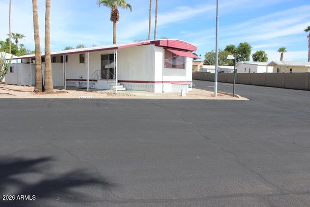 7807 E Main Street B-30, Mesa, AZ 85207