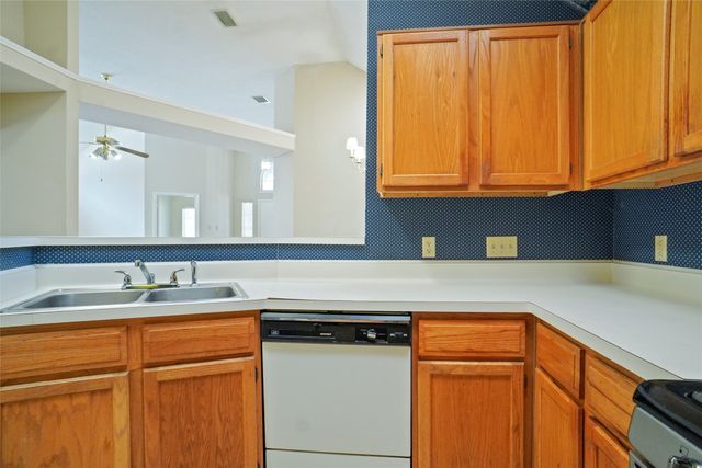 2321 Baretta Drive, Mesquite, TX 75181
