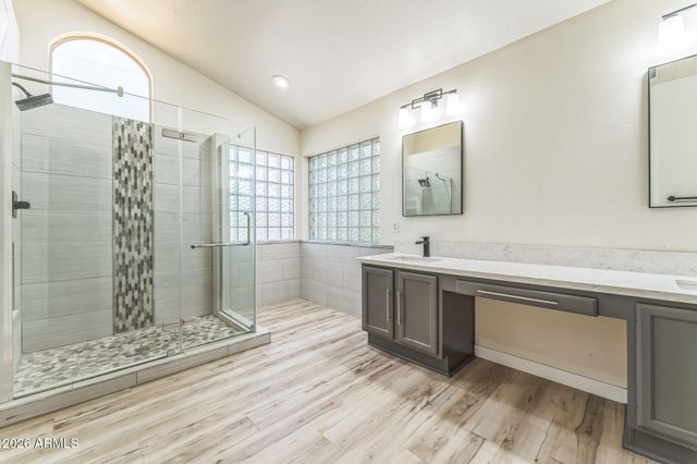 1111 W WASHINGTON Avenue, Gilbert, AZ 85233