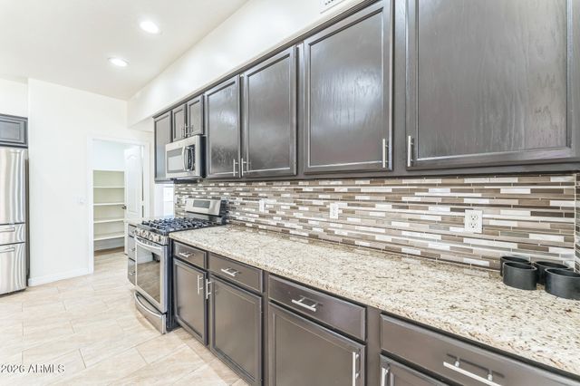 1111 W WASHINGTON Avenue, Gilbert, AZ 85233