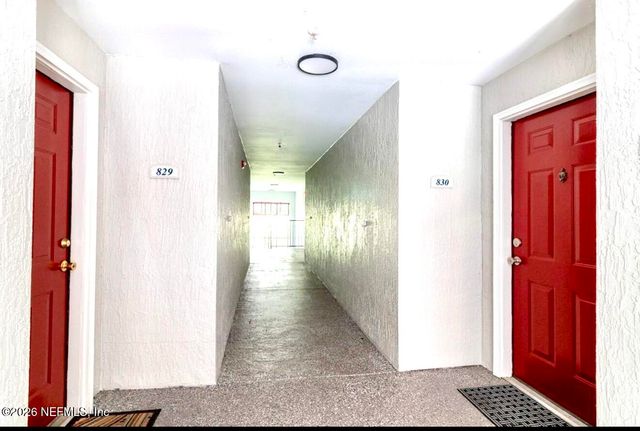 3591 KERNAN Boulevard 830, Jacksonville, FL 32224