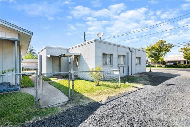 3142 Burlington, Oroville, CA 95966