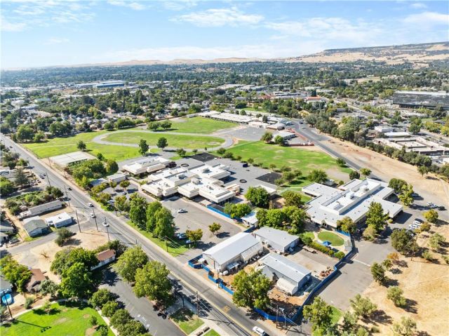 3142 Burlington, Oroville, CA 95966