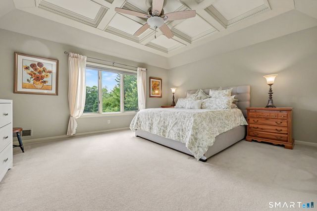 29 Woodridge Lane, New Fairfield, CT 06812