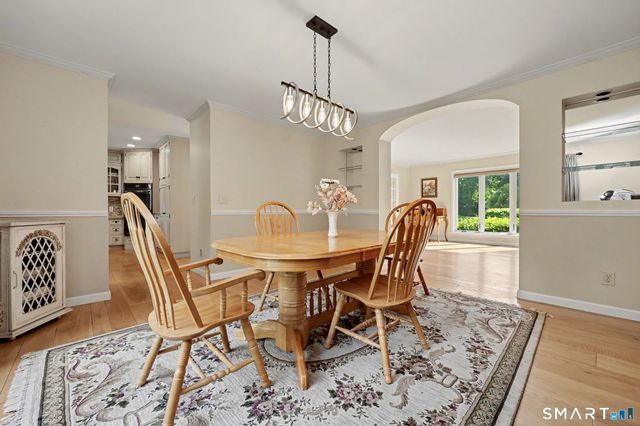 29 Woodridge Lane, New Fairfield, CT 06812