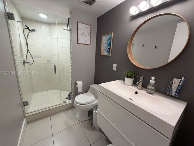 21075 NE 34th Ave 303-2, Aventura, FL 33180