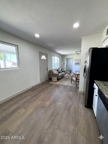 3152 N 24TH Drive, Phoenix, AZ 85015
