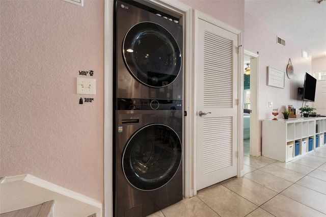 4561 YELLOWGOLD ROAD E 103, Kissimmee, FL 34746