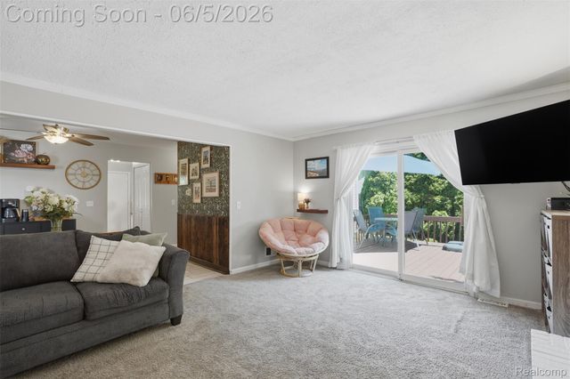 16128 Touraine Drive, Clinton Charter Township, MI 48038