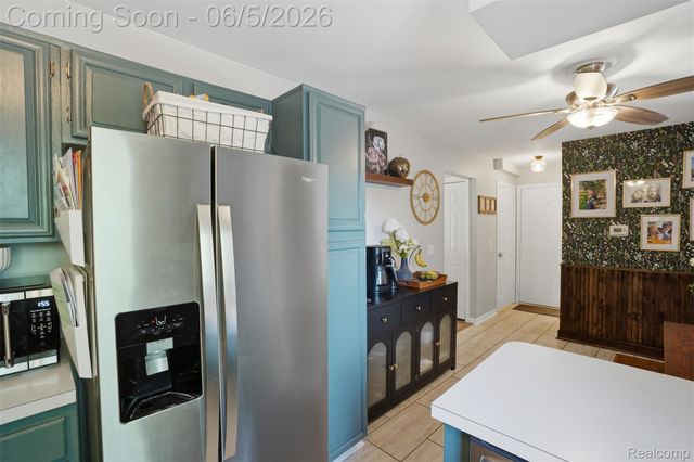 16128 Touraine Drive, Clinton Charter Township, MI 48038