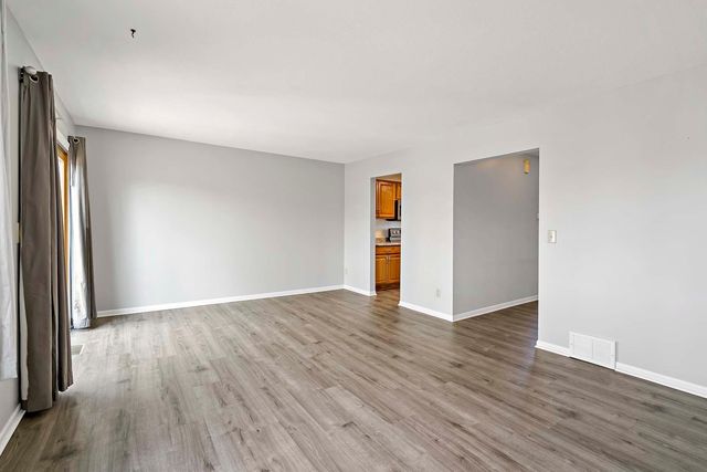 7677 Whitney Drive, Apple Valley, MN 55124