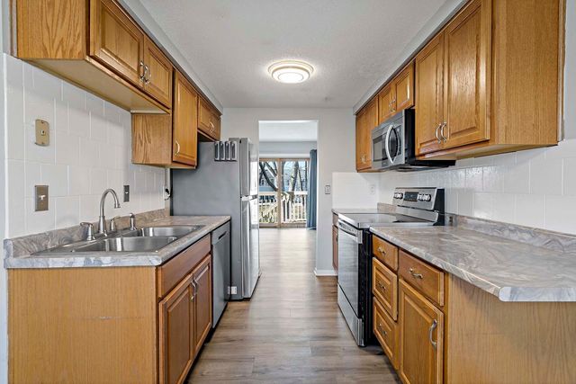 7677 Whitney Drive, Apple Valley, MN 55124