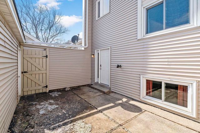 7677 Whitney Drive, Apple Valley, MN 55124