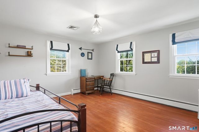 5 Dominique Lane, Simsbury, CT 06070