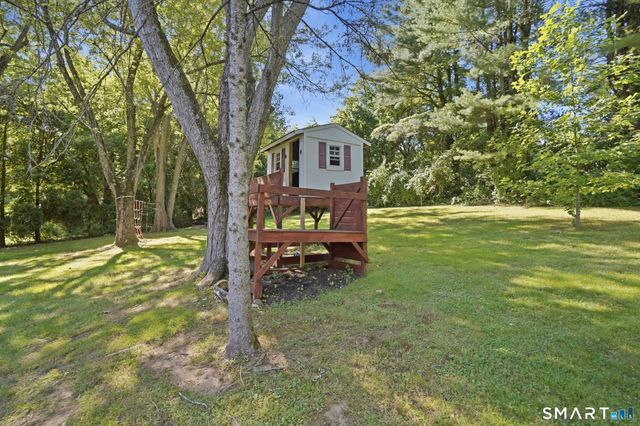 5 Dominique Lane, Simsbury, CT 06070