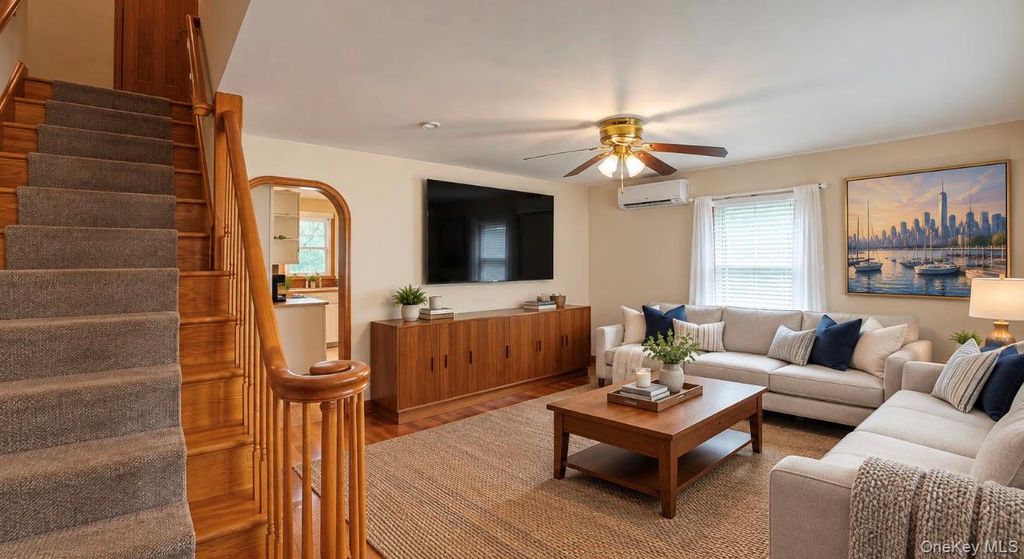 120 Barrymore Boulevard, Franklin Square, NY 11010 — photo 5