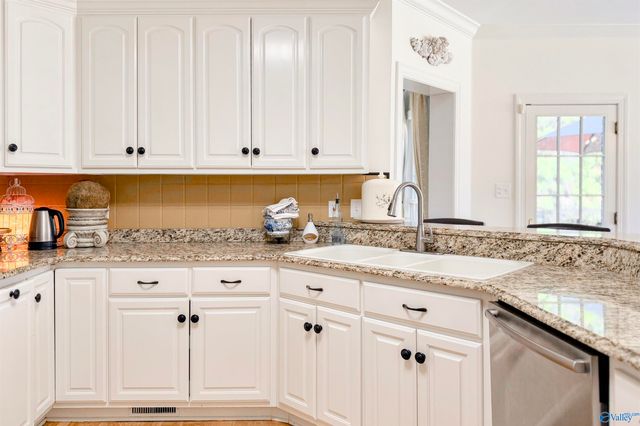 4414 Kiowa Trail, Decatur, AL 35603