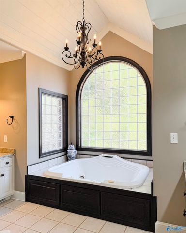 4414 Kiowa Trail, Decatur, AL 35603