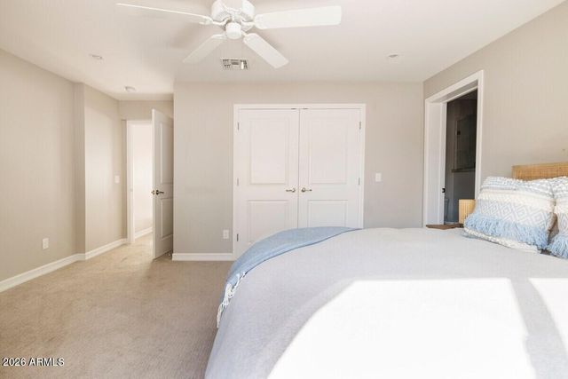 3037 E CLARENDON Avenue, Phoenix, AZ 85016
