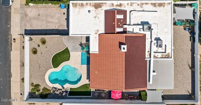 3037 E CLARENDON Avenue, Phoenix, AZ 85016
