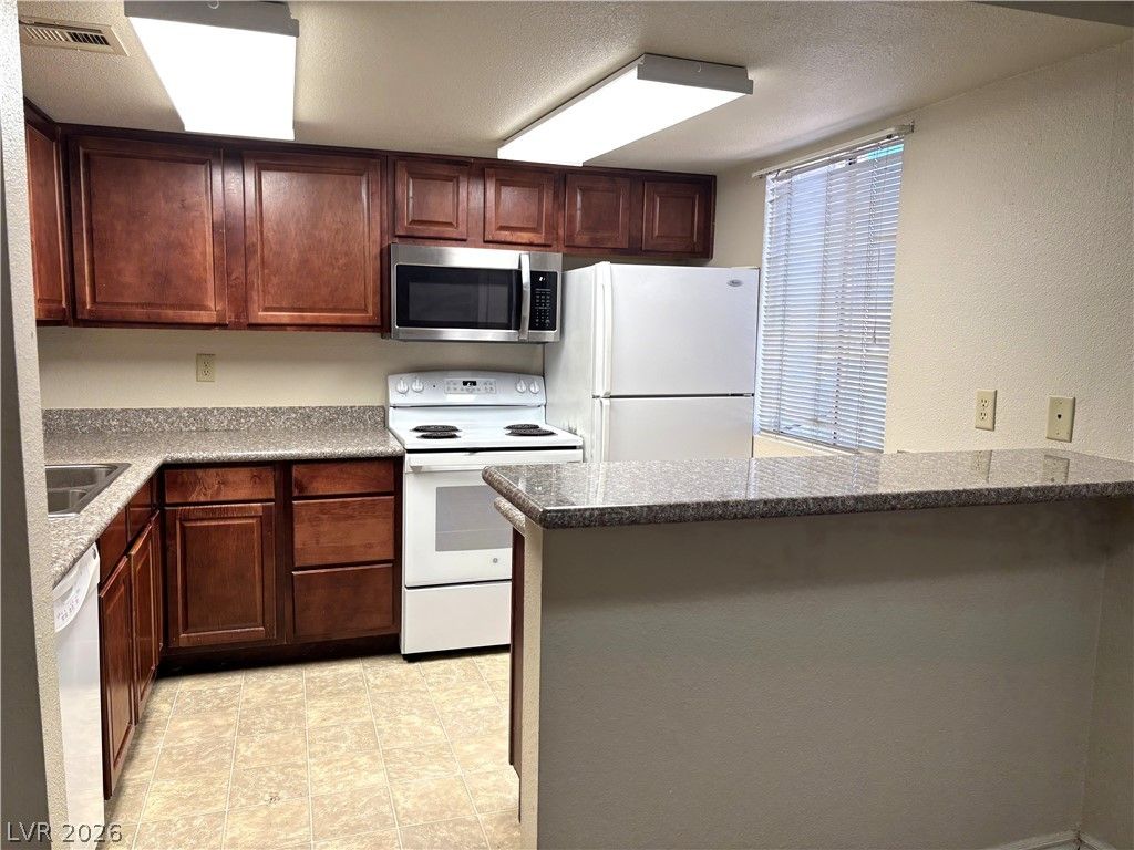 5499 Indian River Drive 363, Las Vegas, NV 89103 — exterior