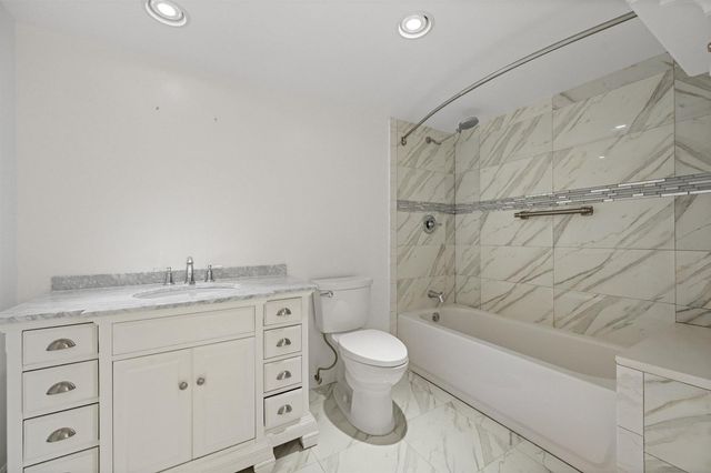 4000 S Ocean Boulevard 103, South Palm Beach, FL 33480
