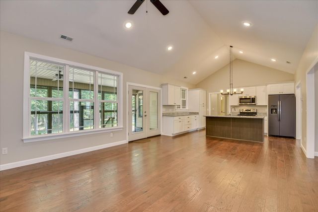 153 Cumberland Dr Drive, Mccormick, SC 29835