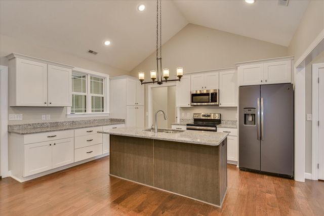 153 Cumberland Dr Drive, Mccormick, SC 29835