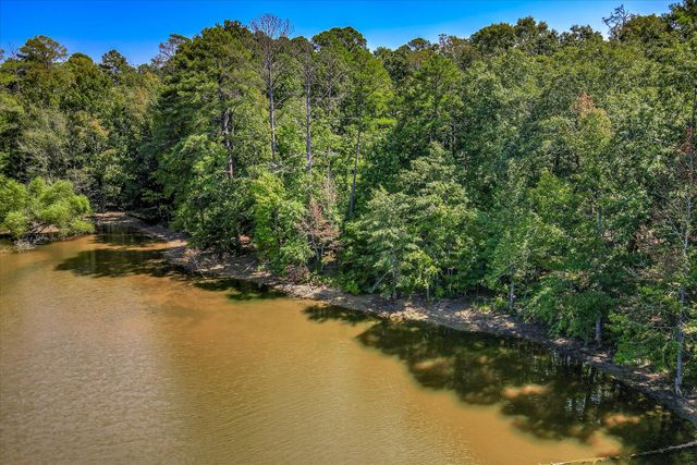 153 Cumberland Dr Drive, Mccormick, SC 29835