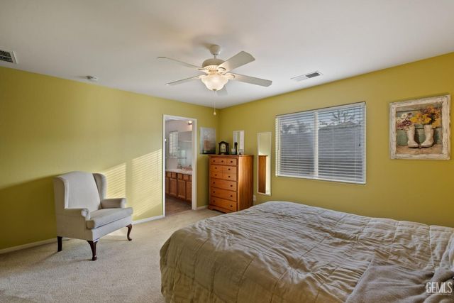 10715 Sunset Ranch Drive, Bakersfield, CA 93311