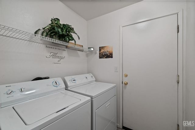 10715 Sunset Ranch Drive, Bakersfield, CA 93311