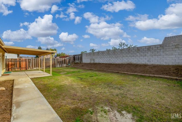 10715 Sunset Ranch Drive, Bakersfield, CA 93311