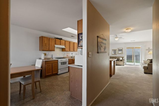 10715 Sunset Ranch Drive, Bakersfield, CA 93311